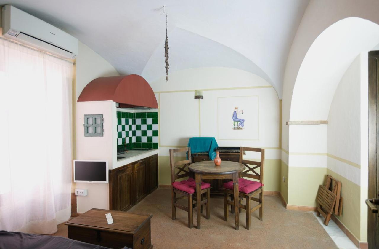 Termas Aqua Libera Guest House Aljucén Eksteriør bilde